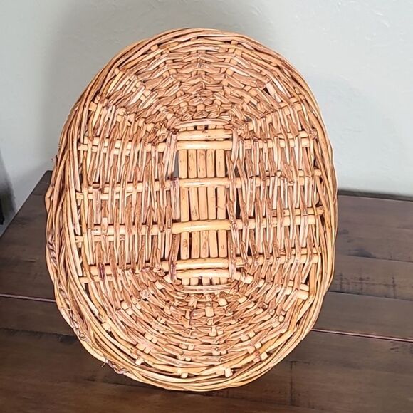 Boho Wicker Basket with Rope Detail - Picture 6 of 8